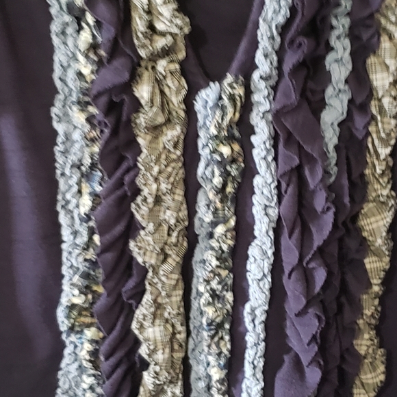 One.september Ruffled Tank Top - Picture 2 of 4